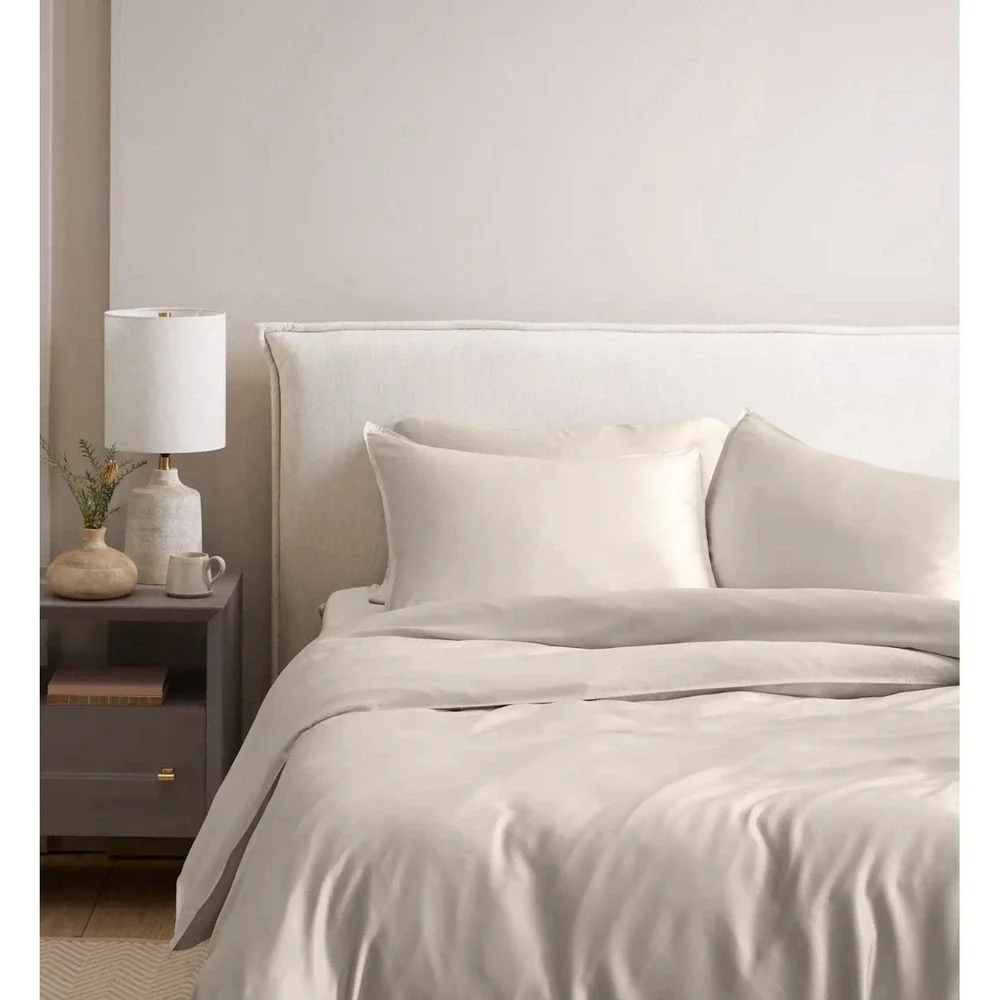 Quince bamboo pillow